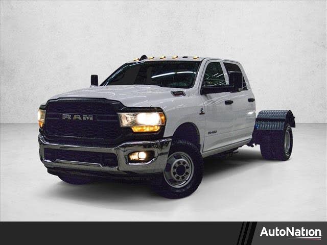 2022 RAM 3500 Chassis Tradesman Crew Cab DRW 4WD