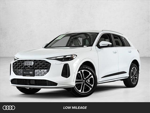 2025 Audi Q5 quattro Premium 40 TFSI