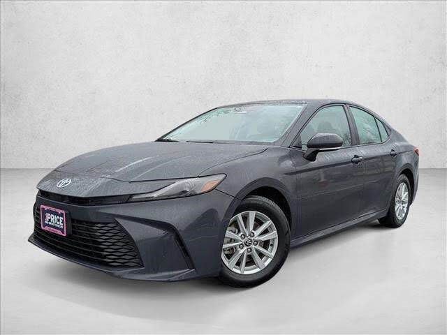 2025 Toyota Camry LE FWD