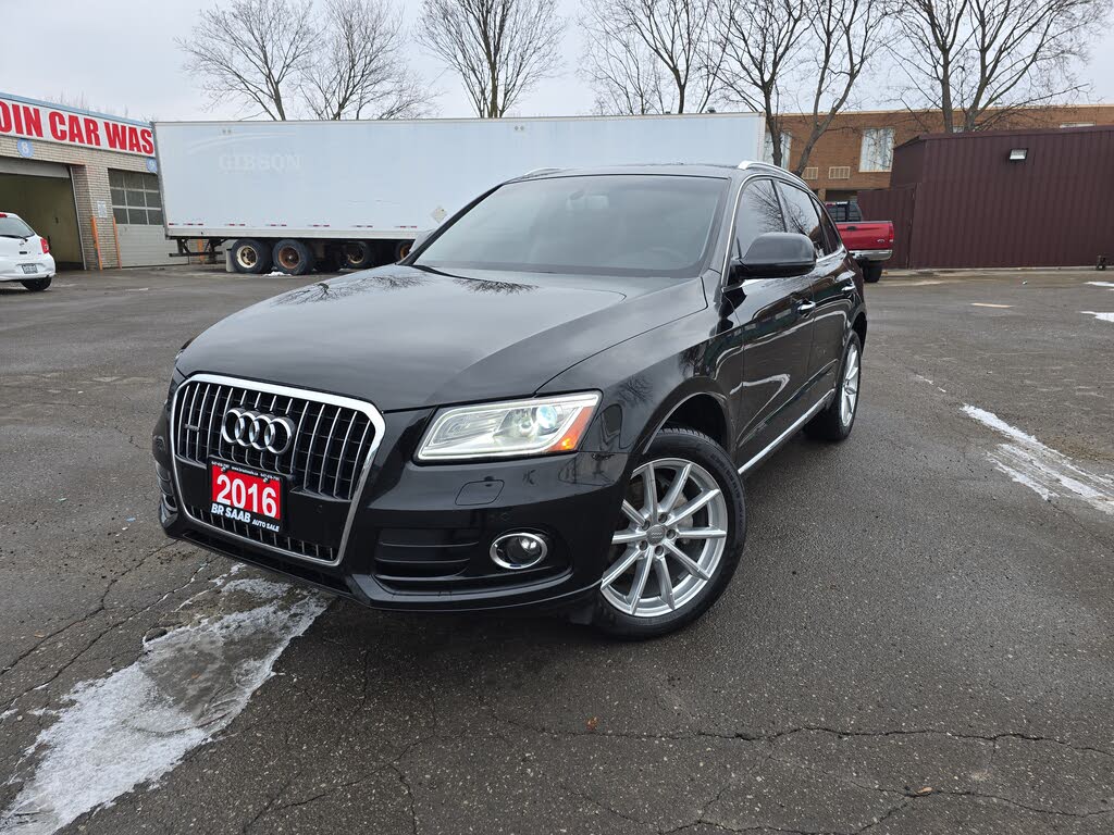 2016 Audi Q5 2.0T quattro Technik