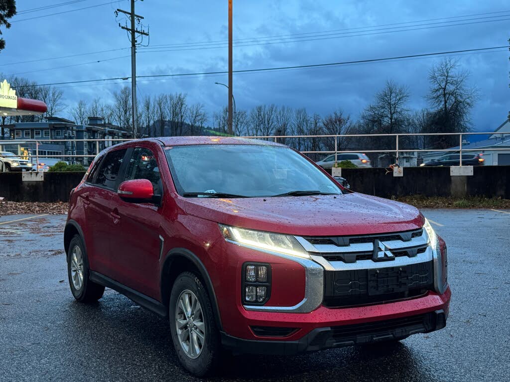 2021 Mitsubishi RVR SE AWC