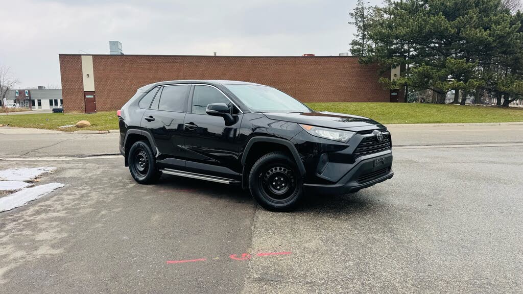Toyota RAV4 LE AWD 2023