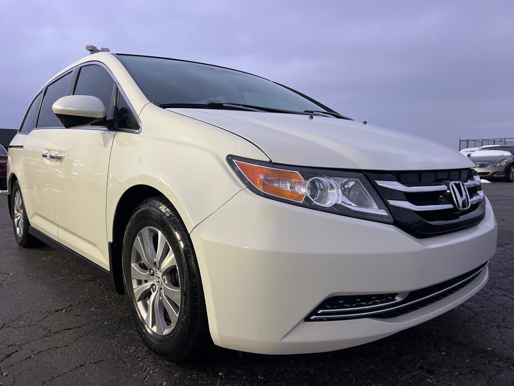 2016 Honda Odyssey EX-L FWD with Navigation