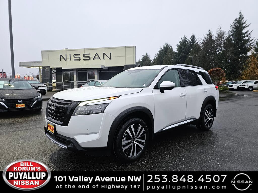 2025 Nissan Pathfinder Platinum 4WD