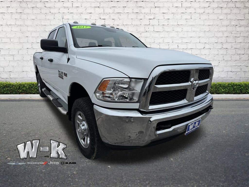 2017 RAM 2500 Tradesman Crew Cab 4WD