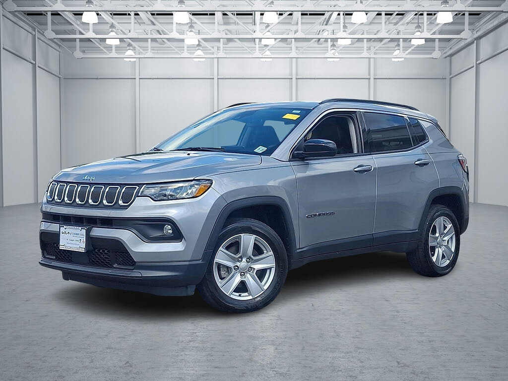 2022 Jeep Compass Latitude 4WD
