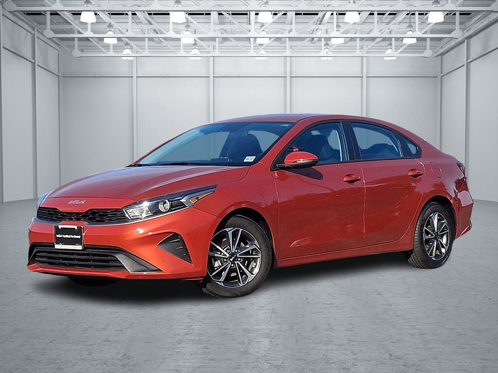 2023 Kia Forte LXS FWD