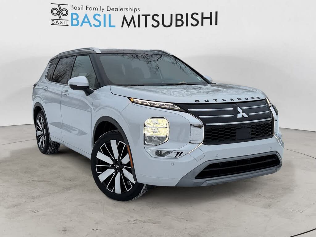 2025 Mitsubishi Outlander SEL FWD