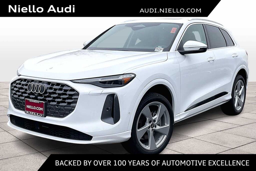 2025 Audi Q5 quattro Premium Plus 40 TFSI