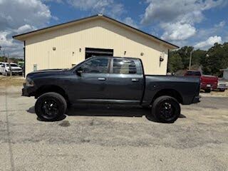 2015 RAM 1500 SLT Crew Cab 4WD