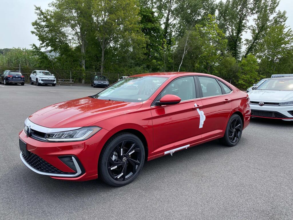 2025 Volkswagen Jetta SE FWD