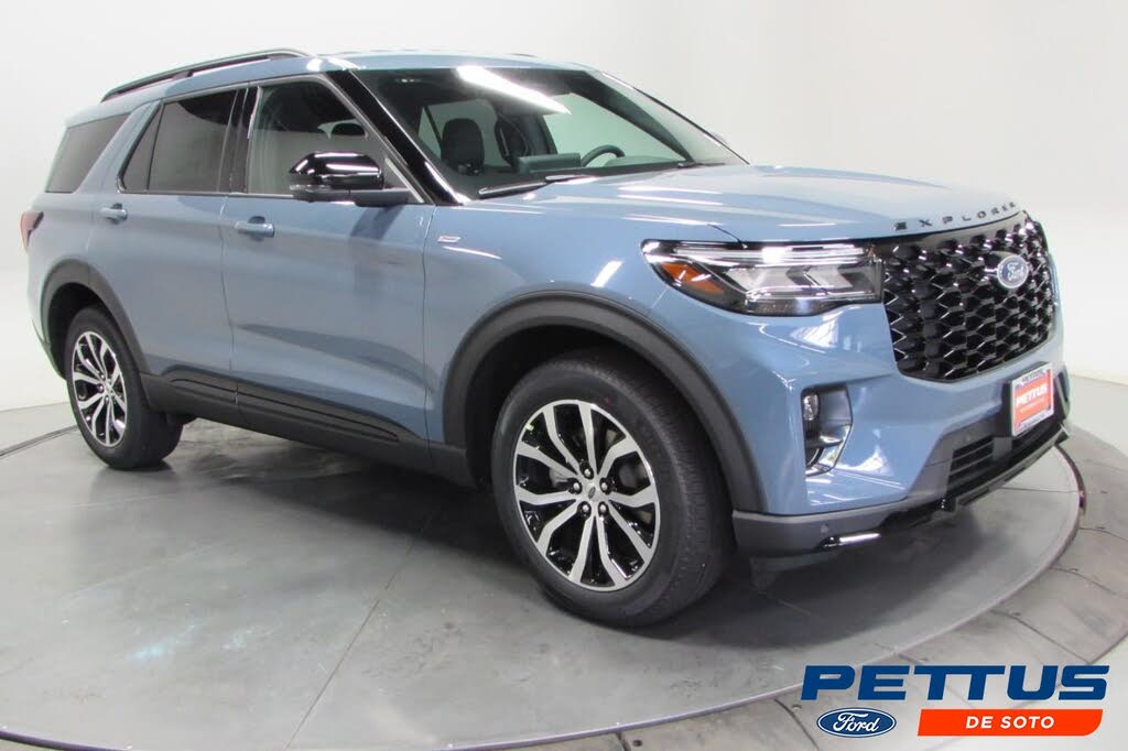 2025 Ford Explorer ST-Line AWD