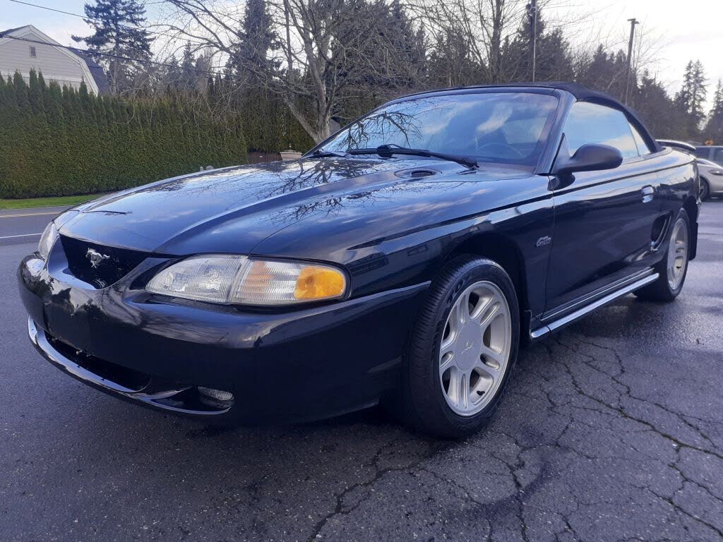 1996 Ford Mustang GT Convertible RWD