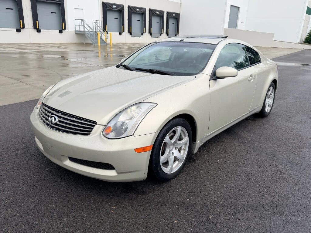2005 INFINITI G35 Coupe RWD