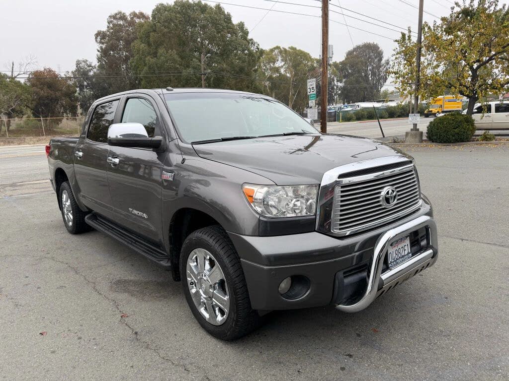 2011 Toyota Tundra Limited 5.7L V8 CrewMax Cab 4WD