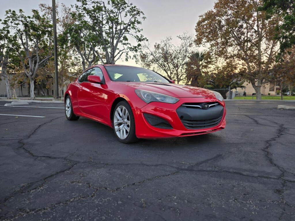 2013 Hyundai Genesis Coupe 2.0T RWD