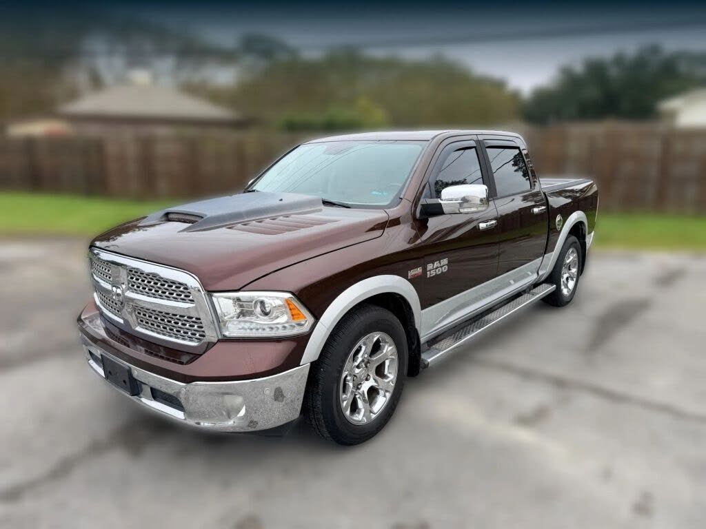 2014 RAM 1500 Laramie Crew Cab RWD