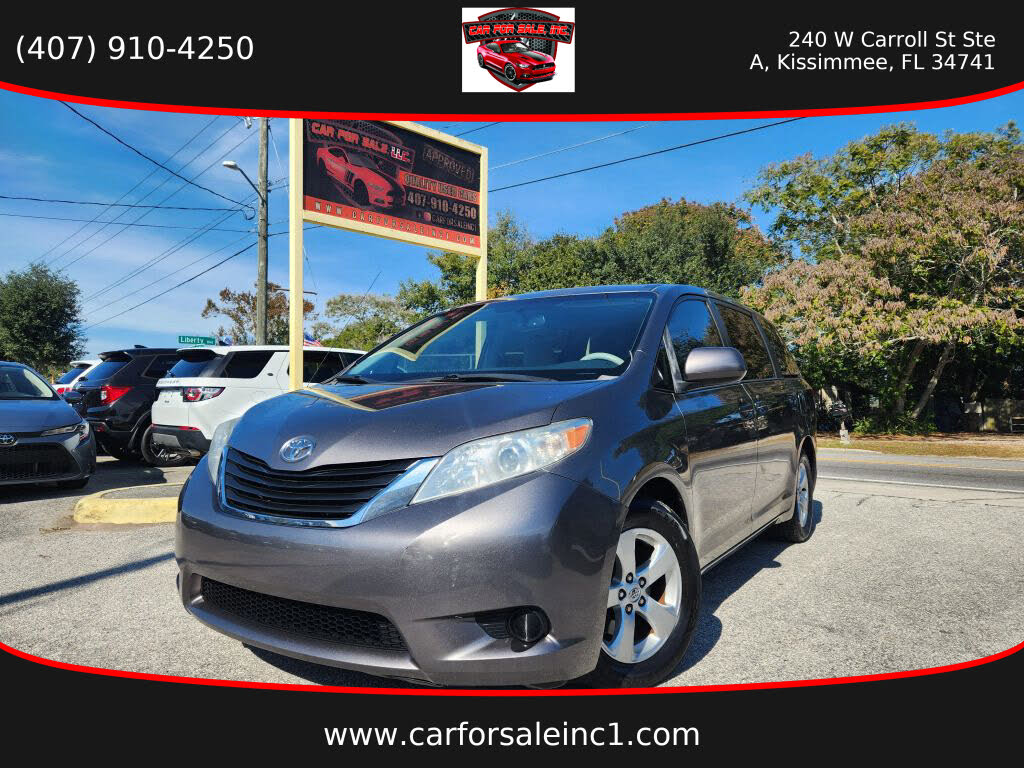 2014 Toyota Sienna LE 7-Passenger Auto Access Seat