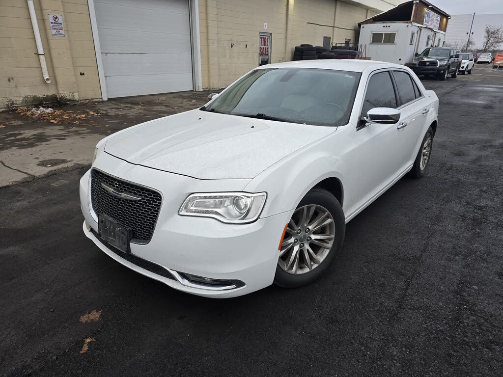 2017 Chrysler 300 C RWD