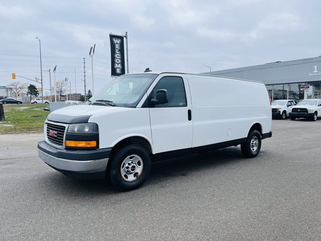 2017 GMC Savana Cargo 2500 Extended RWD