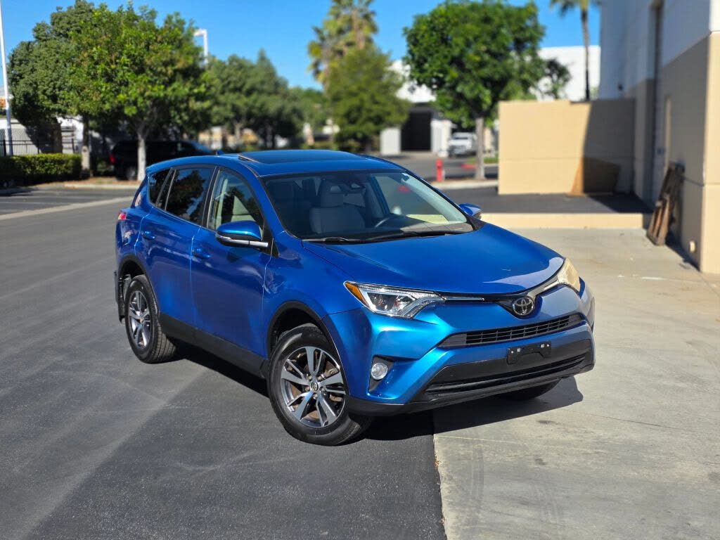 2018 Toyota RAV4 Adventure
