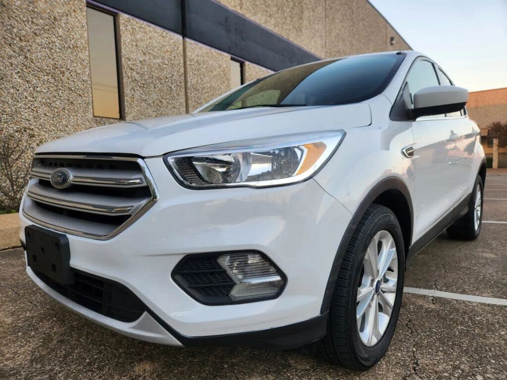 2019 Ford Escape SE FWD