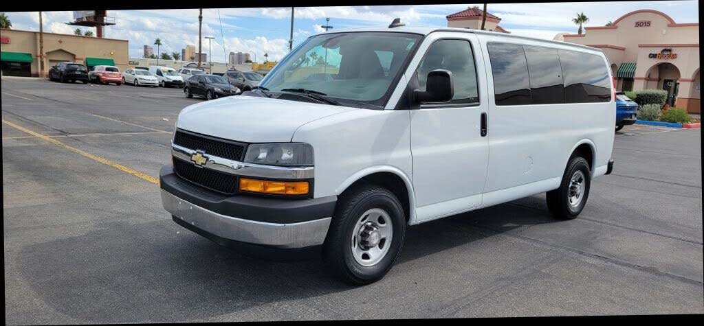 2020 Chevrolet Express 2500 LT RWD