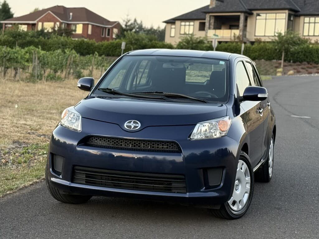 2014 Scion xD Base