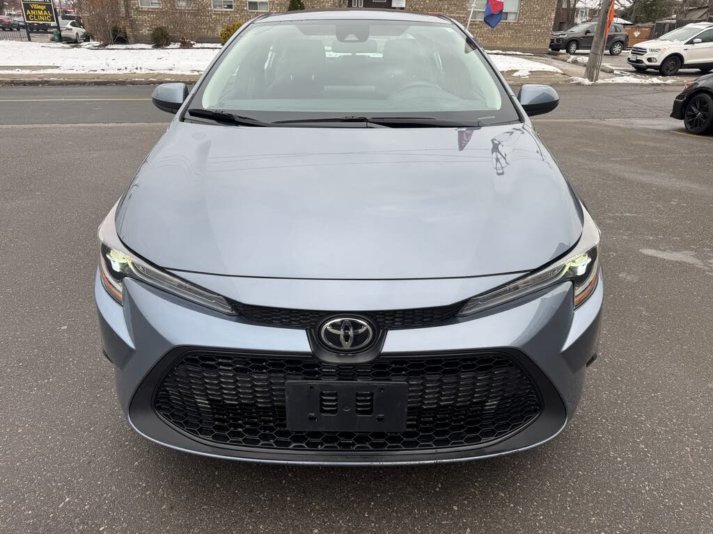 2022 Toyota Corolla LE FWD