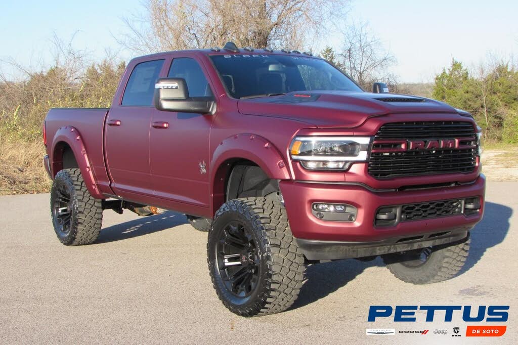 2024 RAM 3500 Laramie Crew Cab 4WD