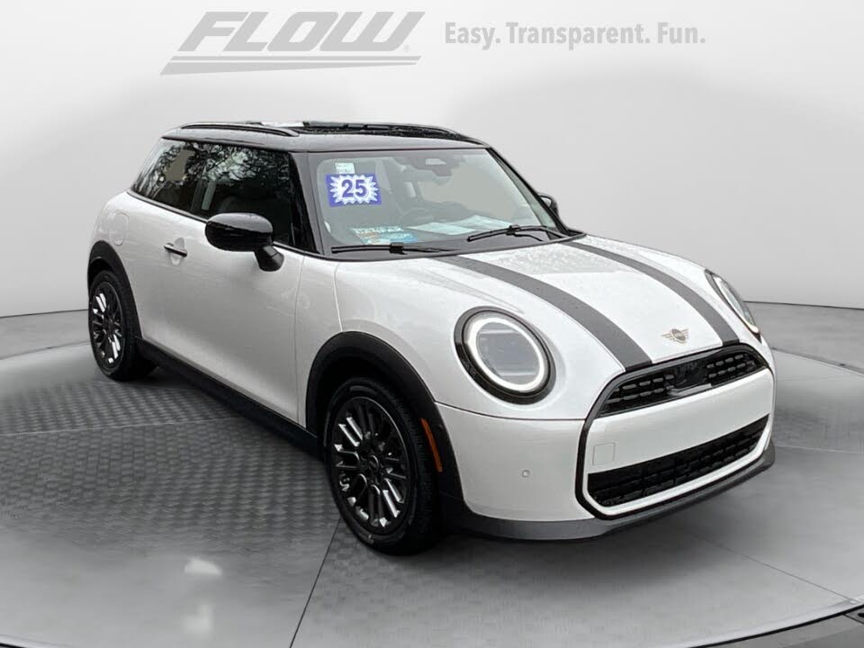2025 MINI Cooper 2-Door Hatchback FWD