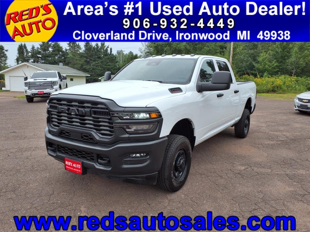 2025 RAM 2500 Tradesman Crew Cab 4WD