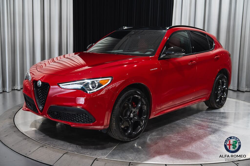 2022 Alfa Romeo Stelvio Ti AWD