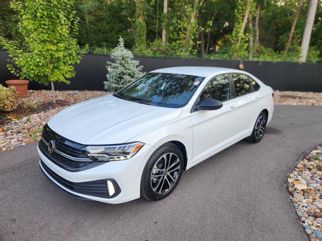 2024 Volkswagen Jetta Sport FWD