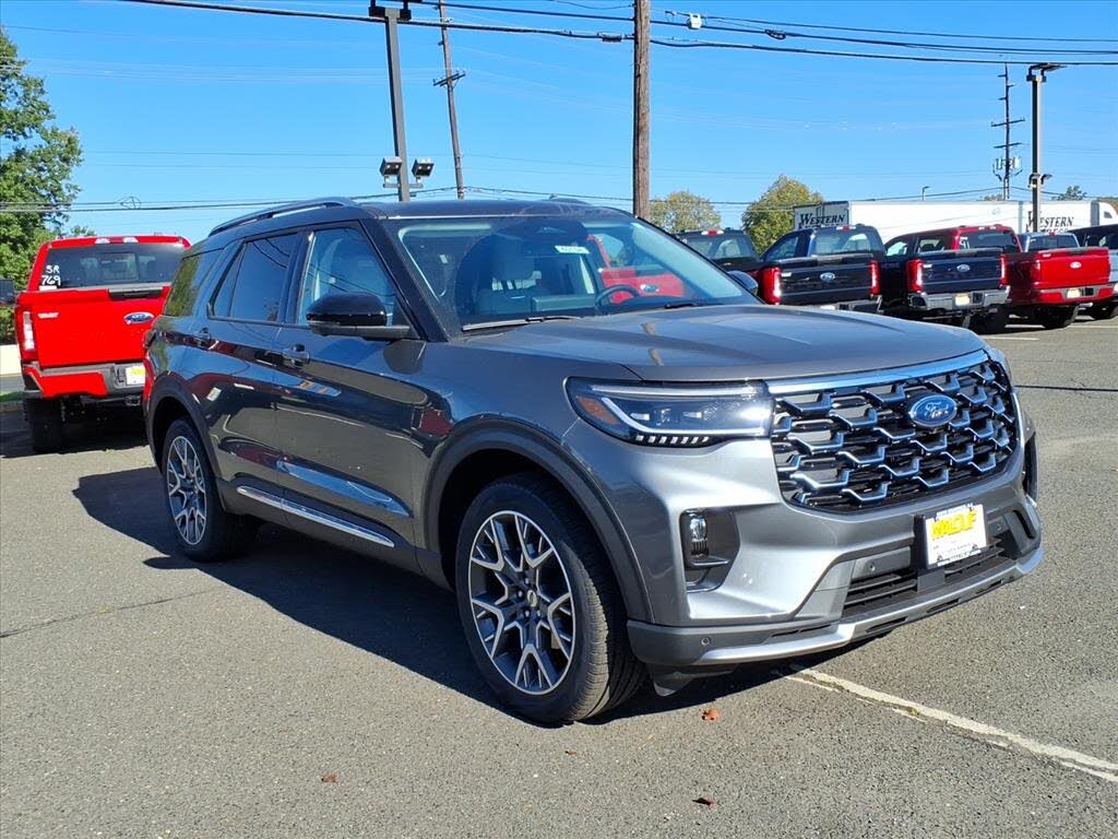 2025 Ford Explorer Platinum AWD
