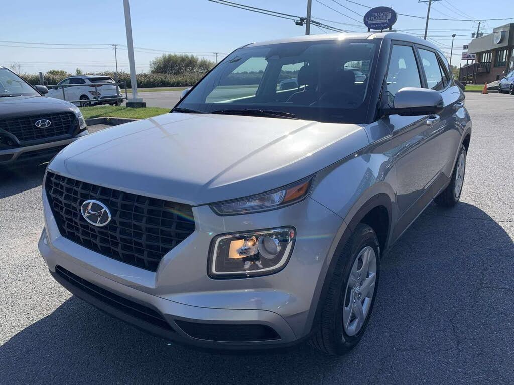 2024 Hyundai Venue Essential FWD