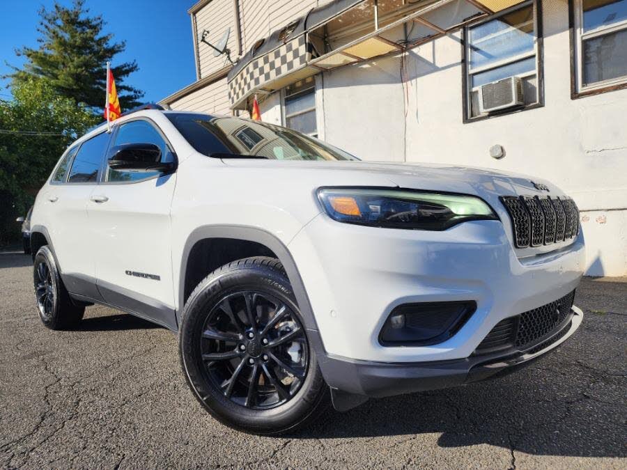 2023 Jeep Cherokee Altitude Lux 4WD