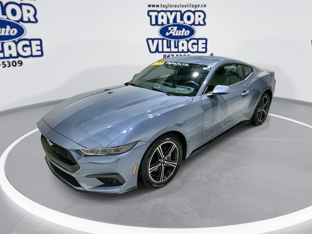 2025 Ford Mustang EcoBoost Fastback RWD