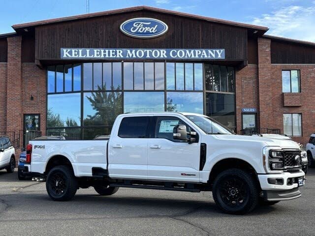 2025 Ford F-250 Super Duty Lariat Crew Cab 4WD