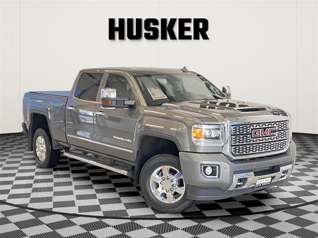 2018 GMC Sierra 3500HD Denali Crew Cab LB DRW 4WD