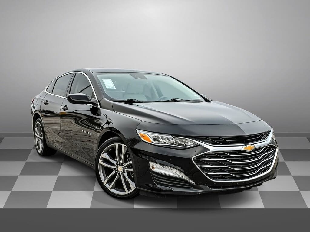 2024 Chevrolet Malibu LT with 2LT FWD