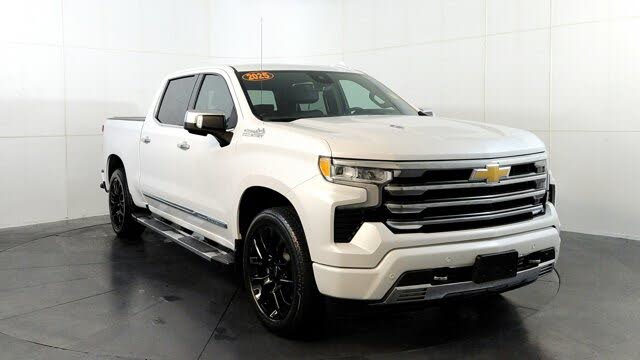 2025 Chevrolet Silverado 1500 High Country Crew Cab 4WD