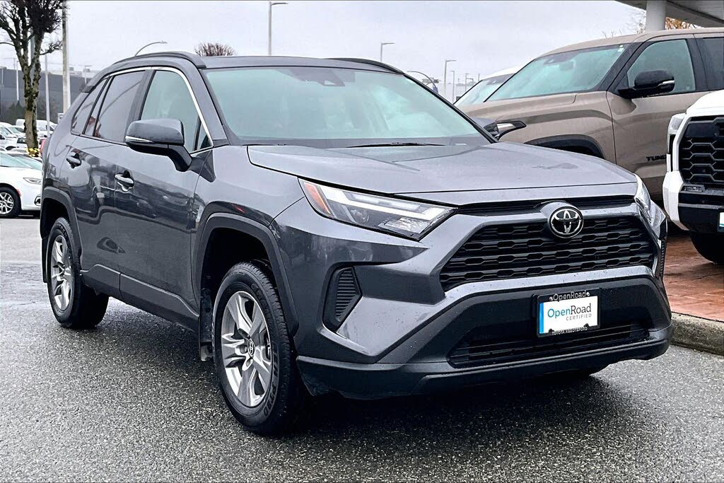 Toyota RAV4 XLE AWD 2024