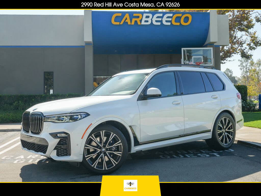 2022 BMW X7 M50i AWD