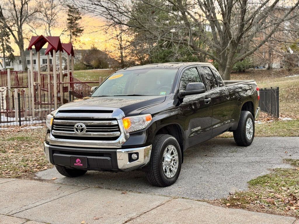 2017 Toyota Tundra SR5 Double Cab 4.6L 4WD