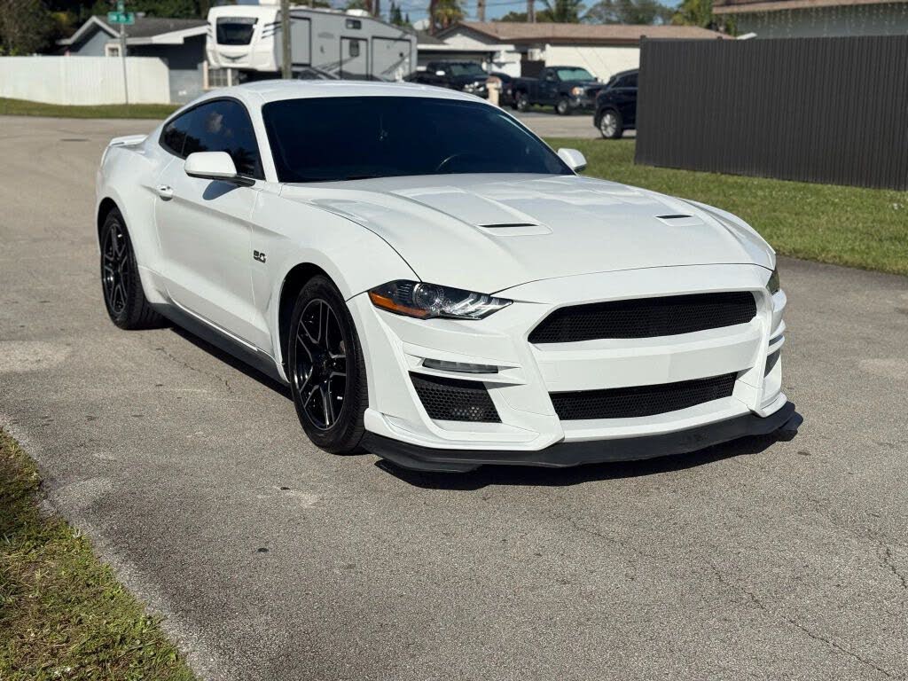 2020 Ford Mustang GT Premium Coupe RWD