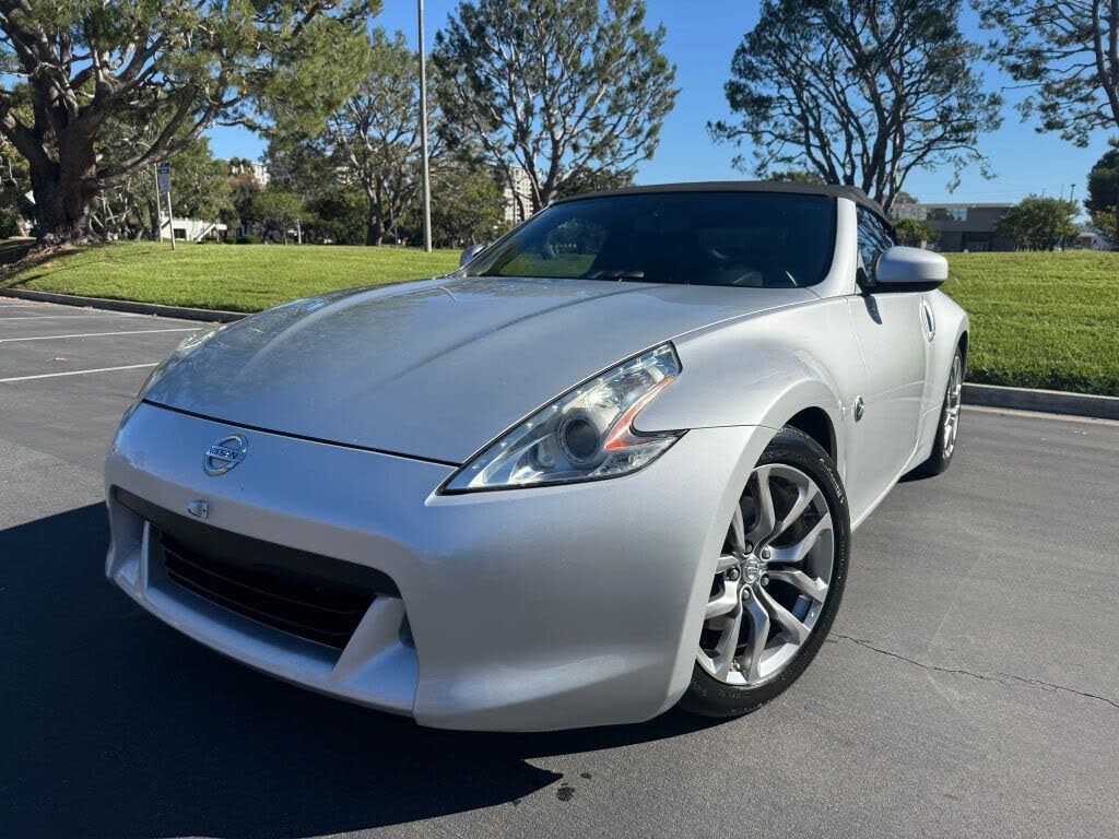 2011 Nissan 370Z Roadster Touring