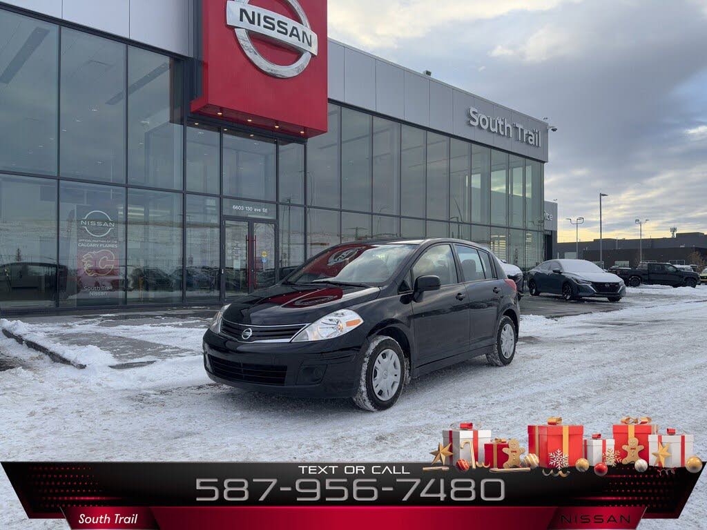 2012 Nissan Versa 1.8 S Hatchback