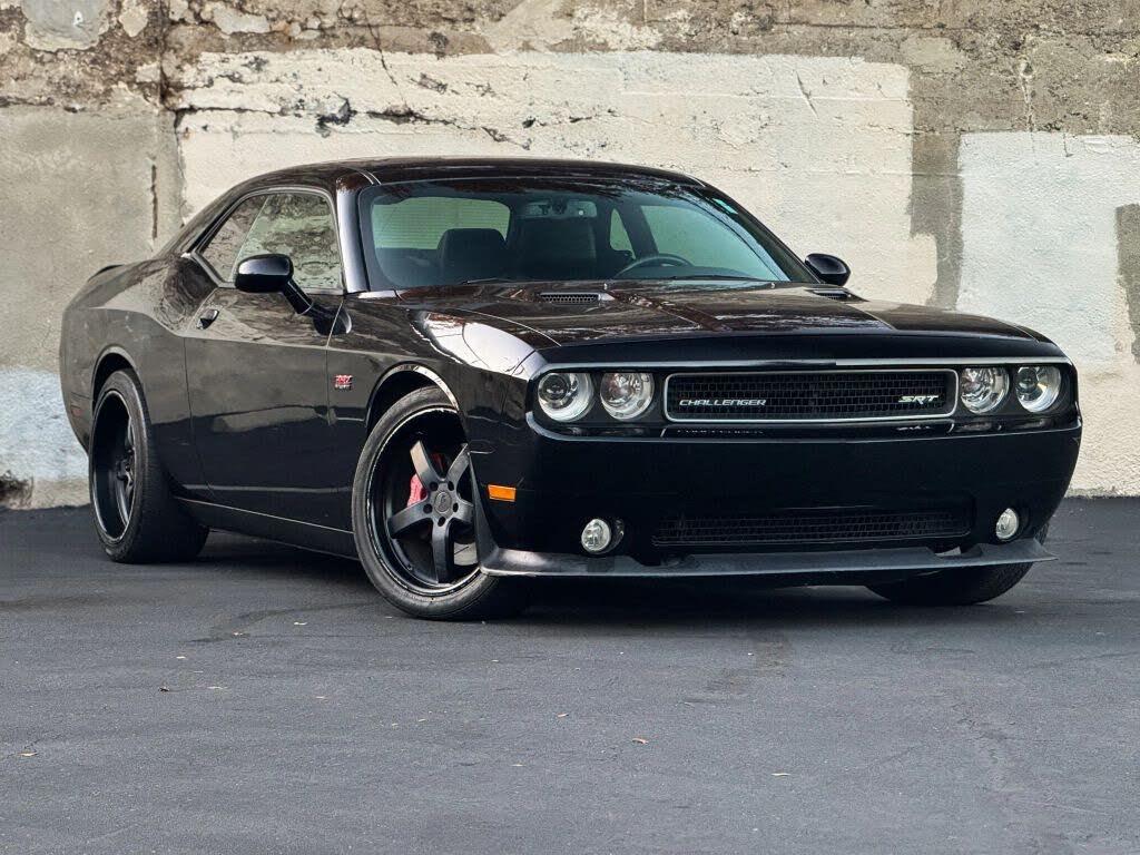 2013 Dodge Challenger SRT8 392 RWD