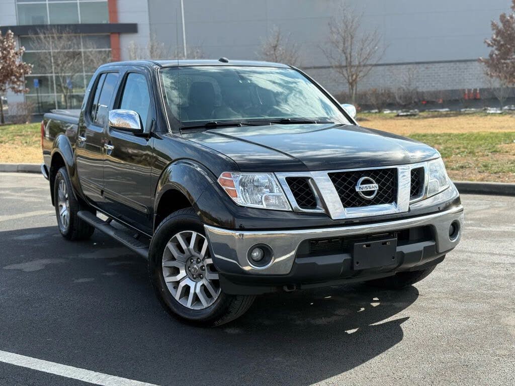 2013 Nissan Frontier SL Crew Cab 4WD